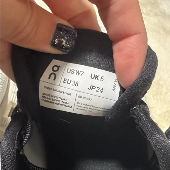 On cloud x - Picture 4 of 4